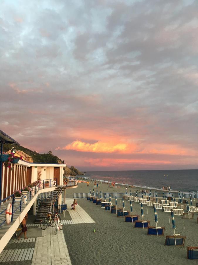 Flamatan Deiva Marina Exterior foto